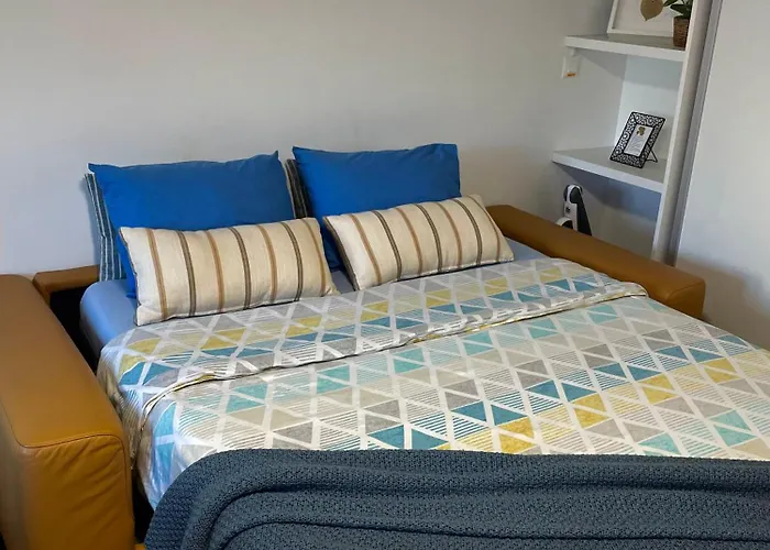 Home-In Apartma